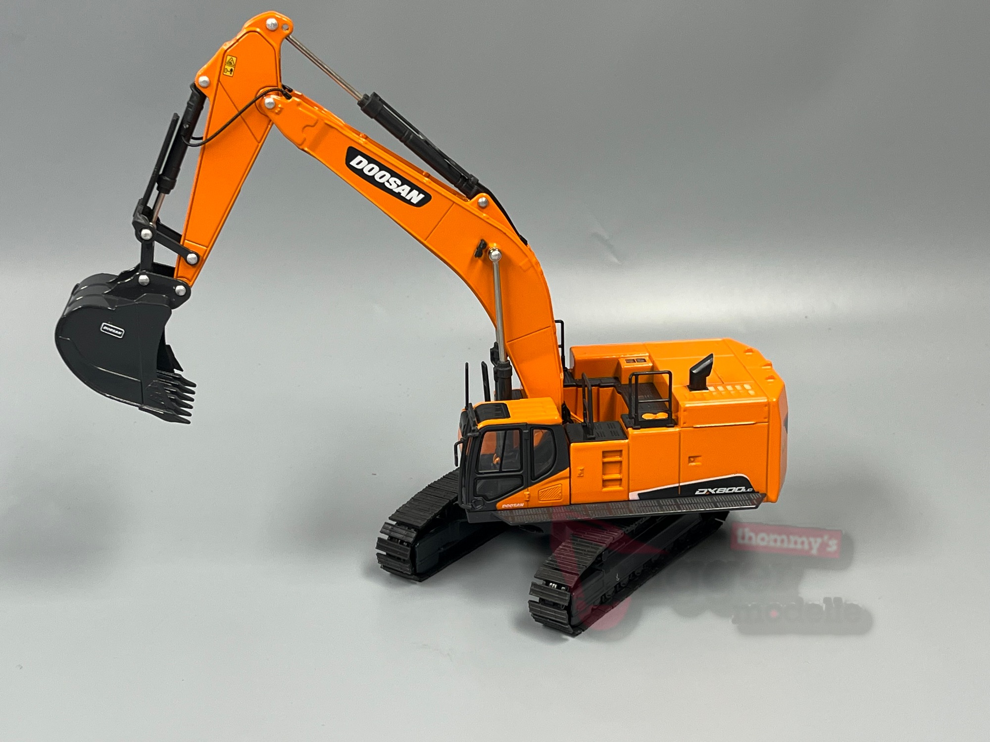 34009 - Doosan DX 800LC-9 Kettenbagger